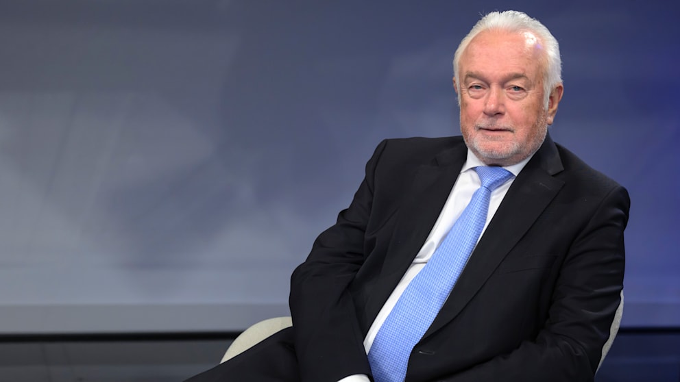 Zeigt sich fassungslos über die Praxis der Justiz: Ex-Bundestagsvizepräsident Wolfgang Kubicki (74, FDP)